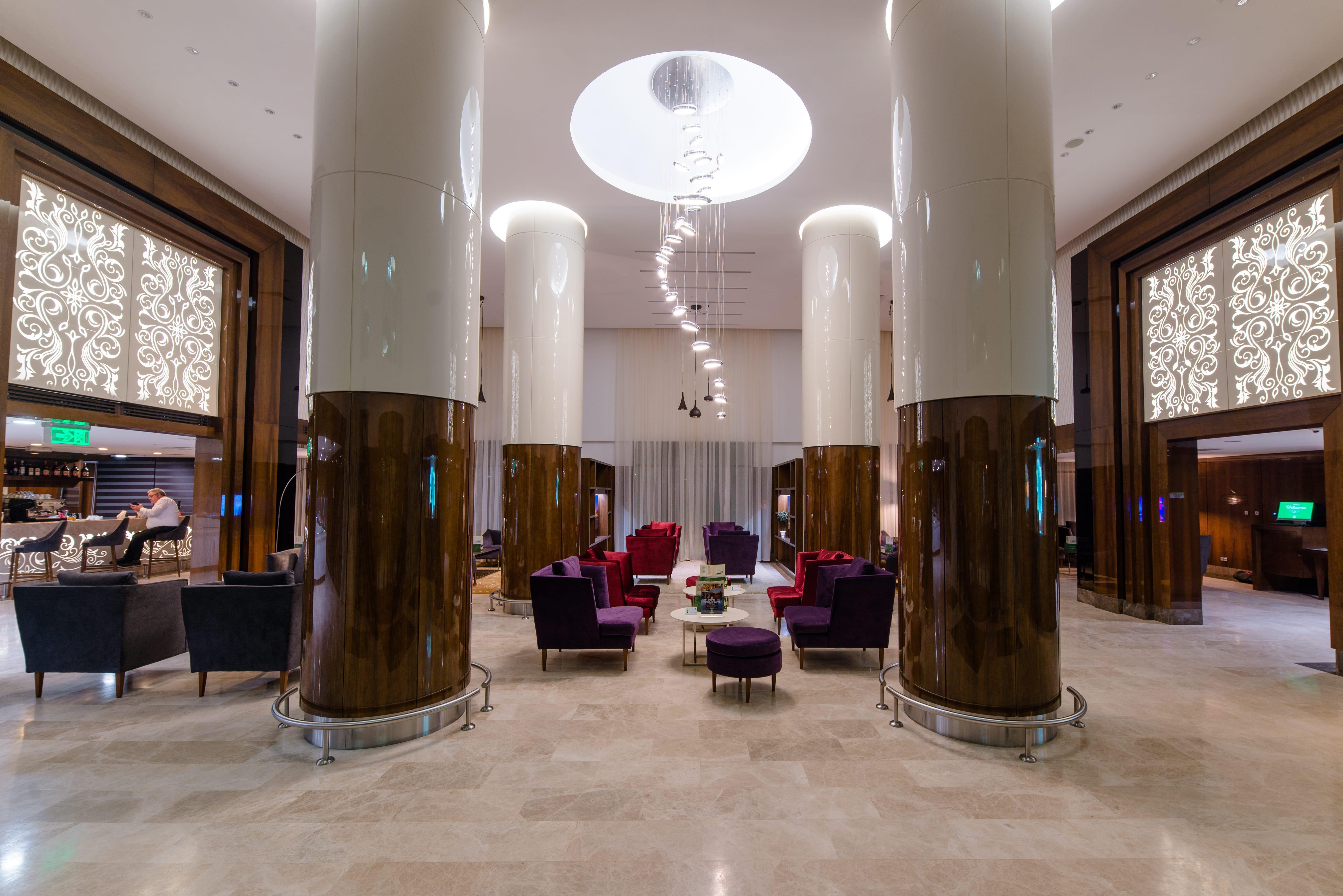 Holiday Inn Aktau, an IHG Hotel Aktau  Bagian luar foto